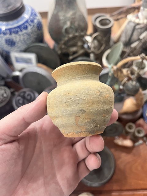 古玩陶瓷 青釉水盂真品鑒賞圖