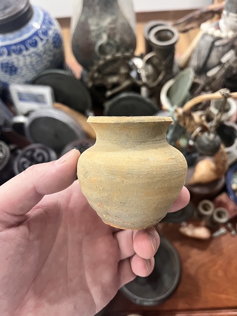 古玩陶瓷 青釉水盂真品鑒賞圖