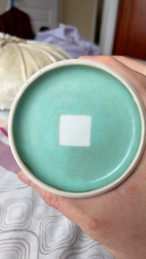 古玩陶瓷松石綠粉彩嬰戲圖盤口瓶真品鑒賞圖