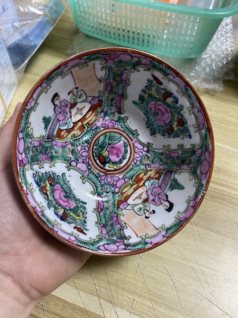 古玩陶瓷廣彩人物故事紋茶碗真品鑒賞圖