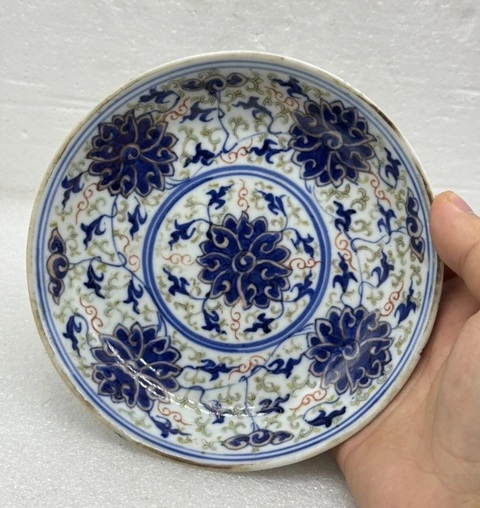古玩陶瓷青花加彩盤(pán)真品鑒賞圖