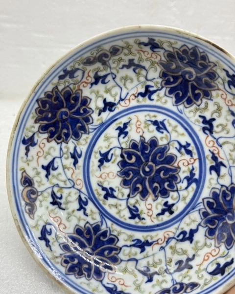 古玩陶瓷青花加彩盤(pán)真品鑒賞圖