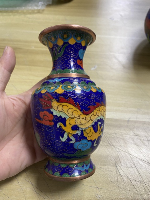 古玩銅器景泰藍(lán)銅賞瓶真品鑒賞圖