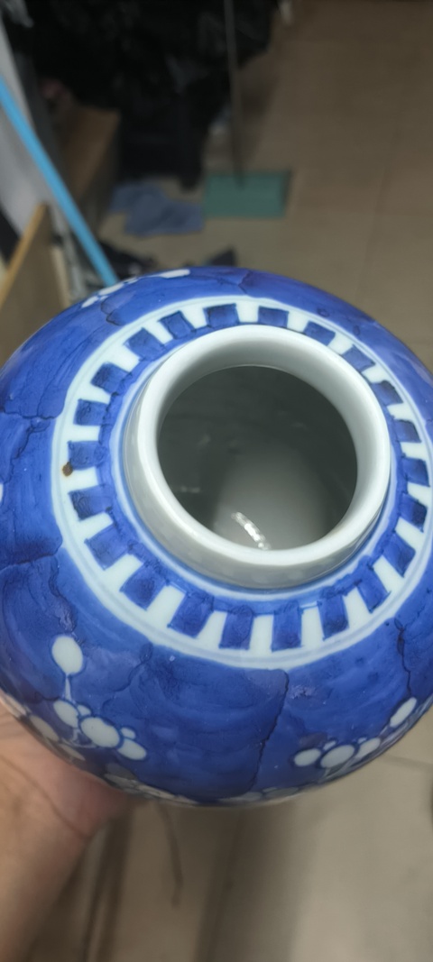 古玩陶瓷青花冰梅圖蓋罐真品鑒賞圖