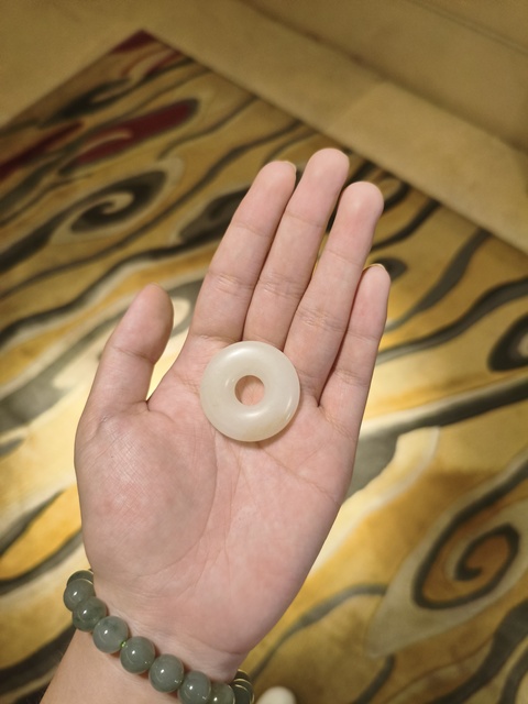 古玩玉器和田玉平安扣真品鑒賞圖