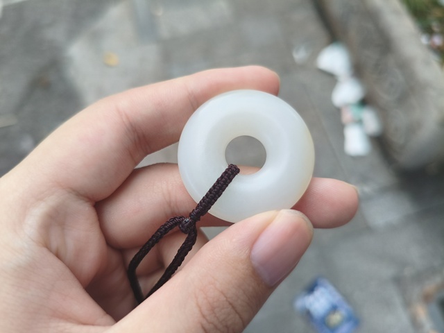 古玩玉器和田玉平安扣真品鑒賞圖