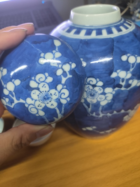 古玩陶瓷青花冰梅圖蓋罐真品鑒賞圖