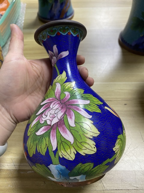 古玩銅器景泰藍銅賞瓶真品鑒賞圖