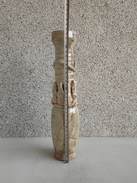 古玩陶瓷青白釉堆塑龍紋瓶拍賣，當前價格580元