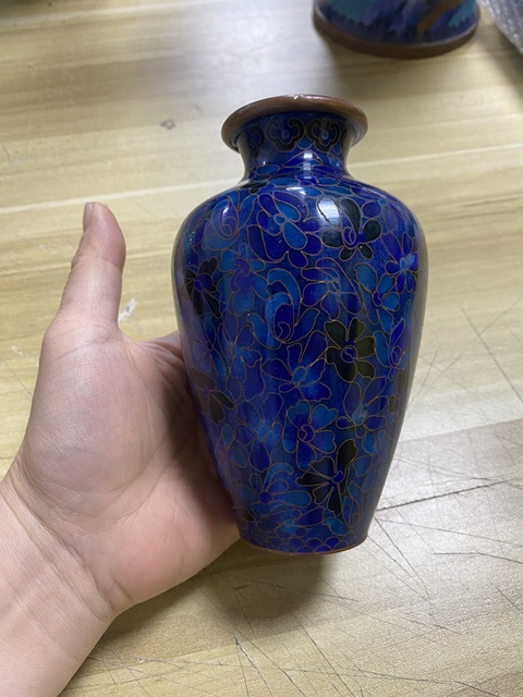 古玩銅器景泰藍瓶真品鑒賞圖