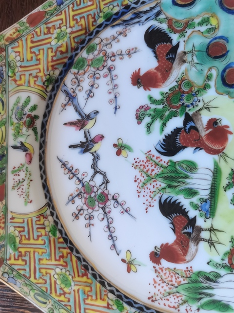 古玩陶瓷廣彩雞紋六方盤真品鑒賞圖