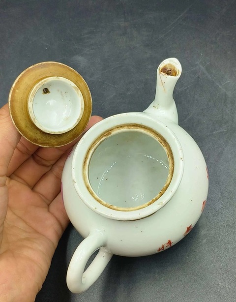 古玩陶瓷民國訂婚瓷胭脂紅山水茶壺拍賣，當前價格350元
