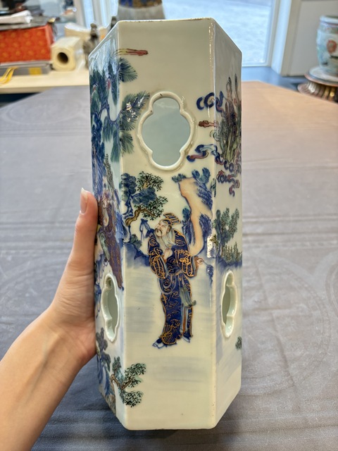 古玩陶瓷青花加彩八仙人物帽筒真品鑒賞圖