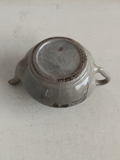 古玩陶瓷折枝花卉紋執壺拍賣，當前價格580元
