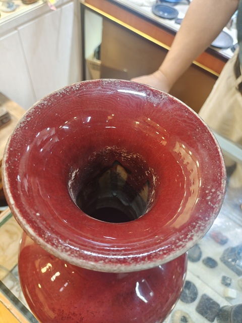 古玩陶瓷鈞紅釉賞瓶真品鑒賞圖