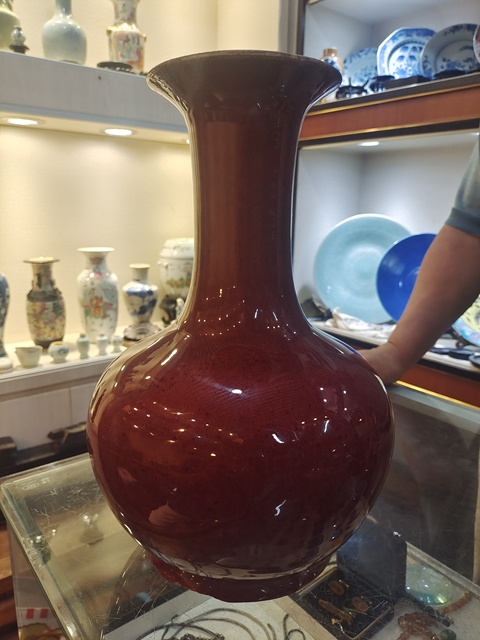 古玩陶瓷鈞紅釉賞瓶真品鑒賞圖