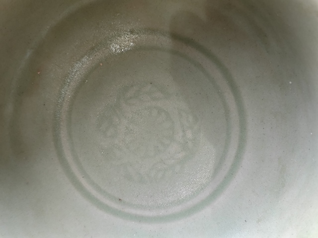 古玩玉器龍泉窯高足杯真品鑒賞圖