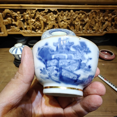 古玩陶瓷通景亭臺樓閣青花杯真品鑒賞圖