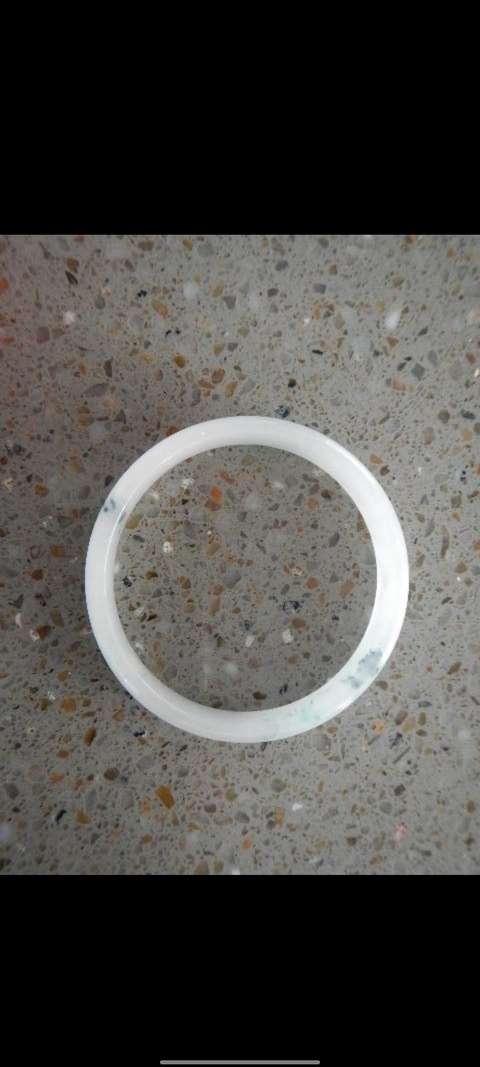 古玩玉器天山翠手鐲真品鑒賞圖