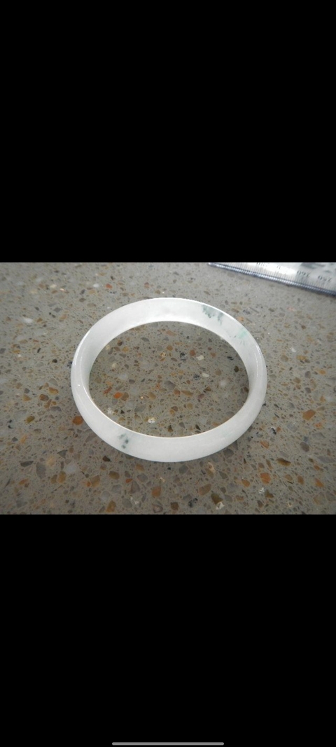 古玩玉器天山翠手鐲真品鑒賞圖
