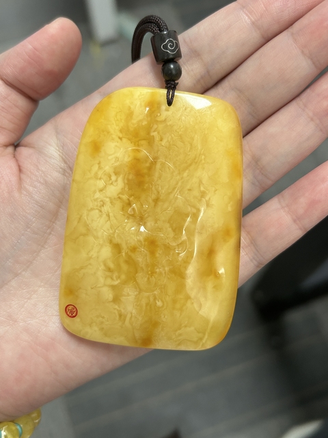 古玩玉器天然蜜蠟牌真品鑒賞圖
