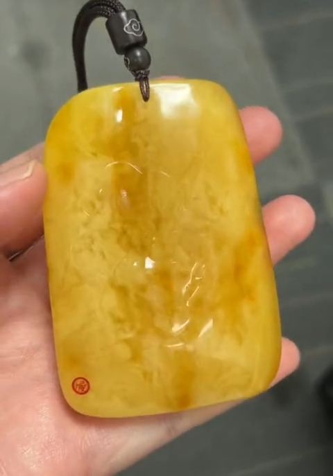 古玩玉器天然蜜蠟牌真品鑒賞圖