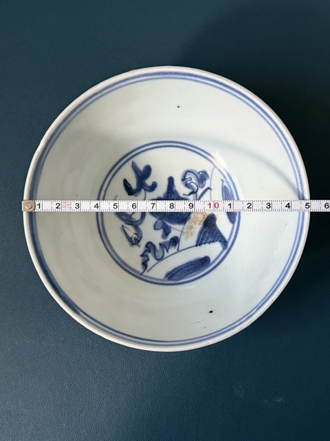 古玩陶瓷明·嘉萬(wàn)鯉魚跳龍門龍鳳青花碗拍賣，當(dāng)前價(jià)格1600元