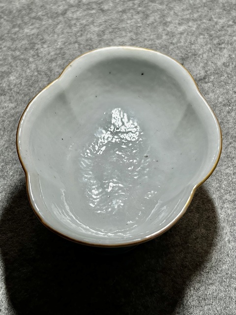 古玩陶瓷礬紅彩福壽紋貢碗真品鑒賞圖