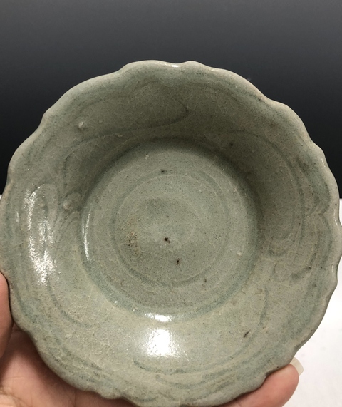 古玩陶瓷元末明初·龍泉青釉劃花紋花口盤拍賣，當前價格3699元