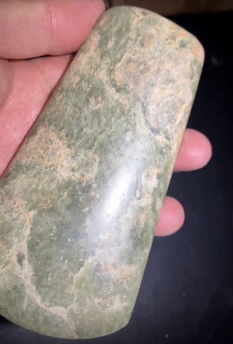 古玩玉器文化期玉斧真品鑒賞圖