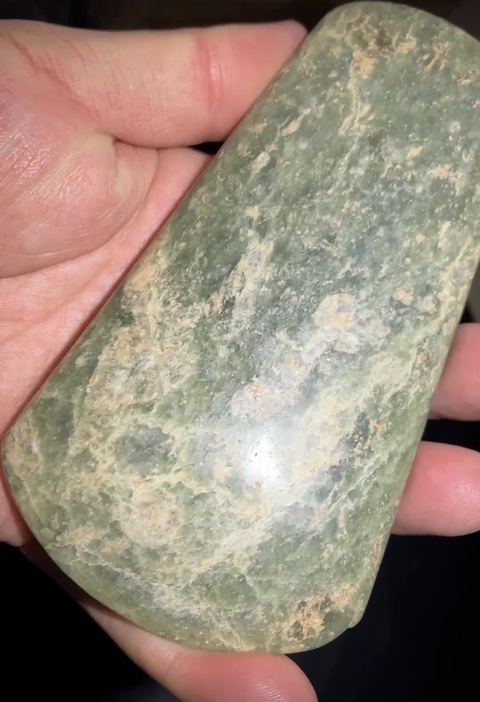 古玩玉器文化期玉斧真品鑒賞圖