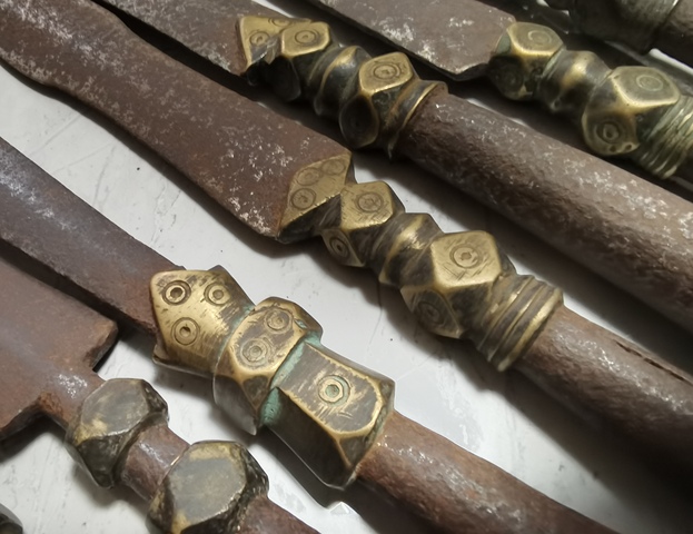 古玩雜項(xiàng)銅箍槍頭兵器真品鑒賞圖