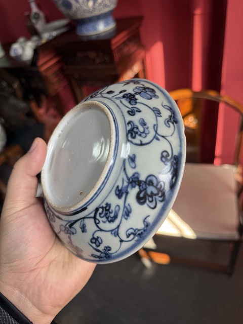 古玩陶瓷青花盤真品鑒賞圖