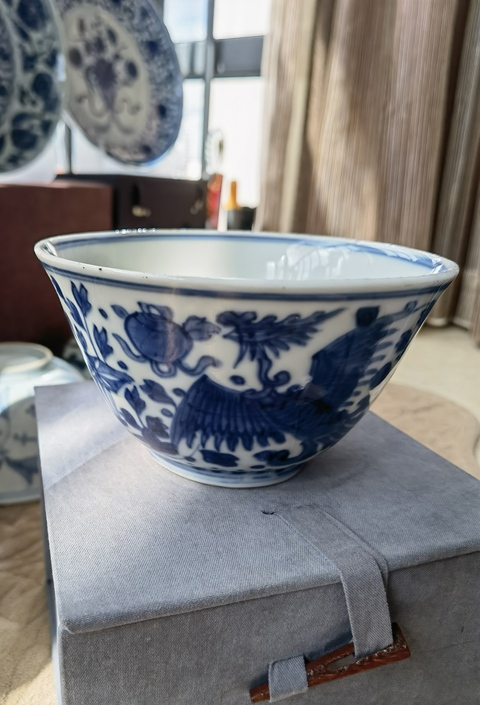 古玩陶瓷青花鳳傳花卉紋茶圓真品鑒賞圖