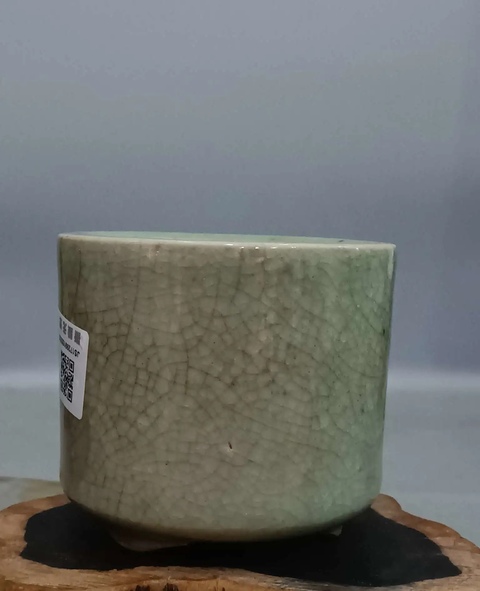 古玩陶瓷冬青釉香爐真品鑒賞圖