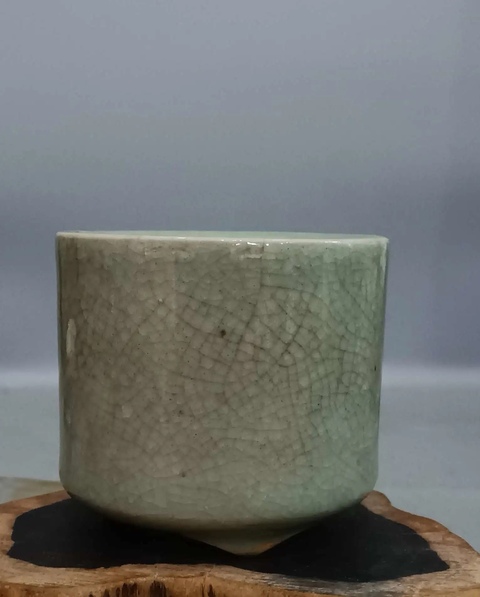 古玩陶瓷冬青釉香爐真品鑒賞圖