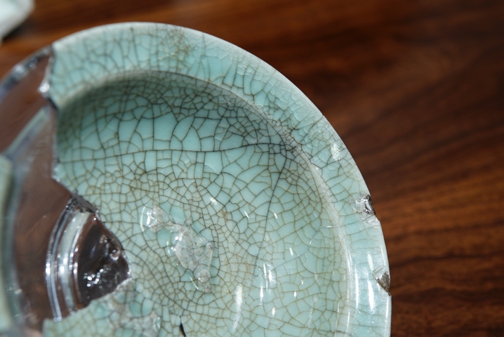古玩陶瓷龍泉仿官窯雙魚洗真品鑒賞圖