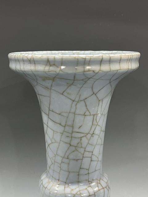 古玩陶瓷藍哥釉花觚真品鑒賞圖