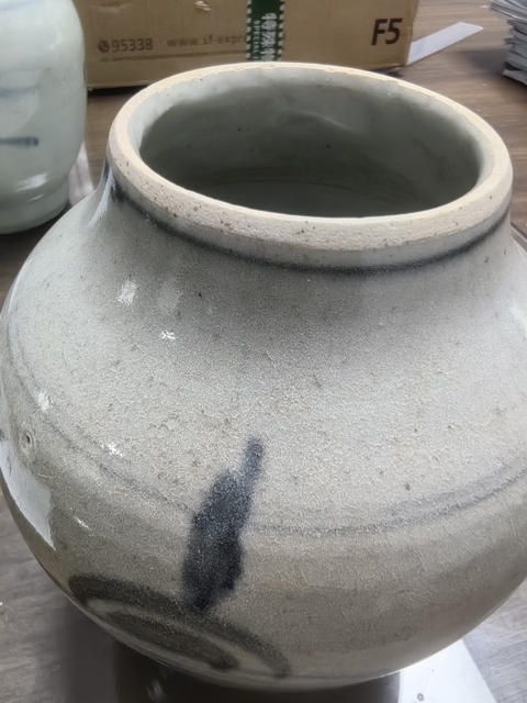 古玩陶瓷青花山水人物紋蓋罐真品鑒賞圖