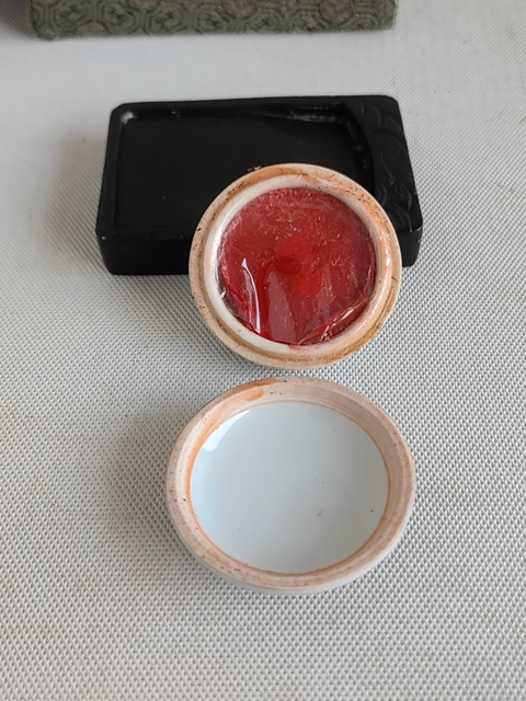 古玩陶瓷青花龍紋印盒拍賣，當前價格350元