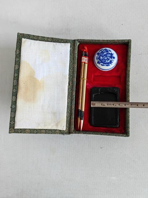 古玩陶瓷青花龍紋印盒拍賣，當前價格350元