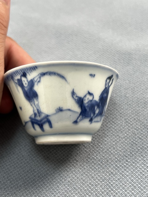 古玩陶瓷三娘教子圖青花杯真品鑒賞圖