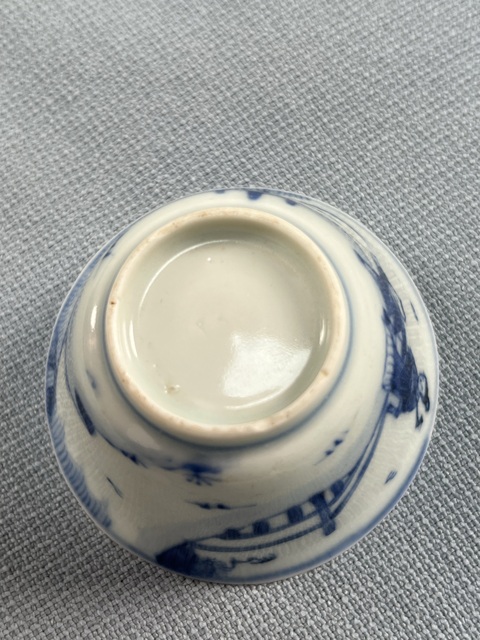 古玩陶瓷三娘教子圖青花杯真品鑒賞圖