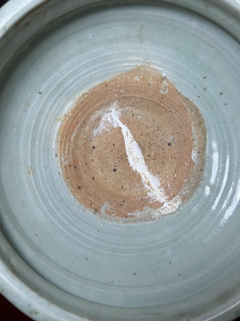 古玩陶瓷青釉三足香爐真品鑒賞圖