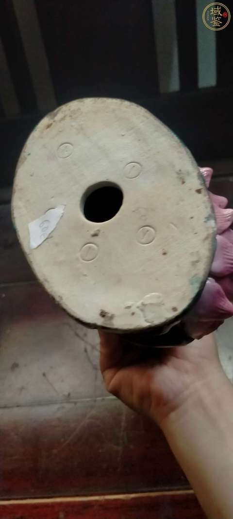 古玩陶瓷粉彩觀音造像真品鑒賞圖