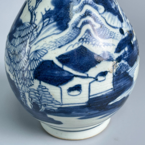 古玩陶瓷清乾隆 青花山水紋蒜頭瓶真品鑒賞圖
