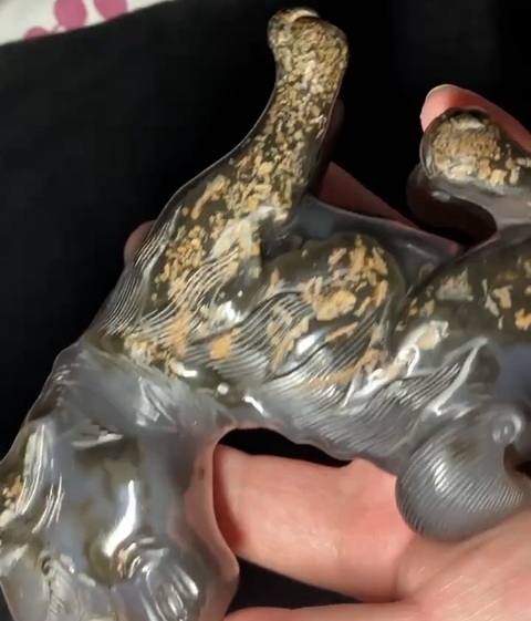 古玩玉器仿古瑪瑙瑞獸真品鑒賞圖