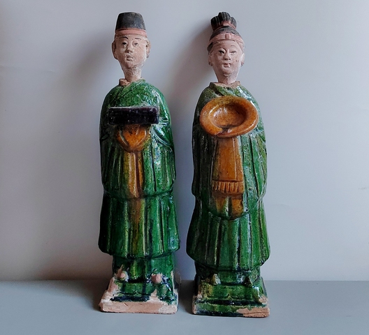 古玩陶瓷明三彩人物俑真品鑒賞圖
