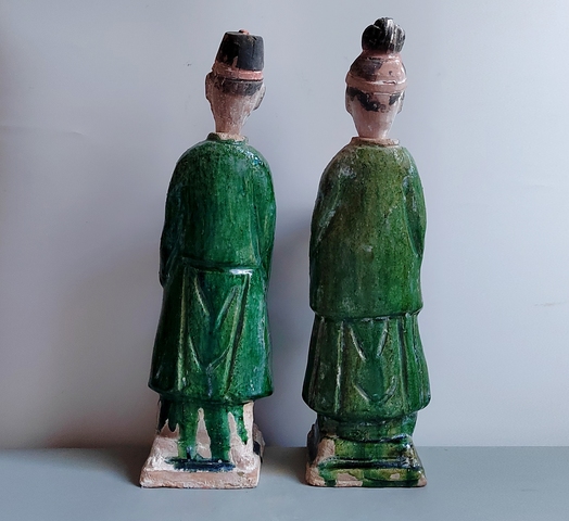 古玩陶瓷明三彩人物俑真品鑒賞圖