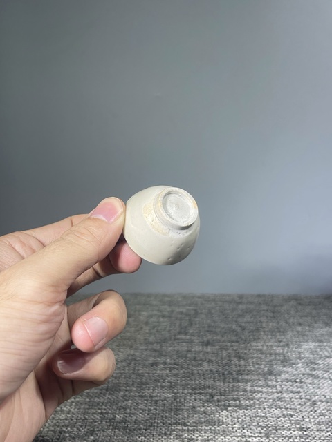 古玩陶瓷元末明初.白釉茶杯(有點(diǎn)米黃釉的感覺)拍賣,當(dāng)前價(jià)格0元